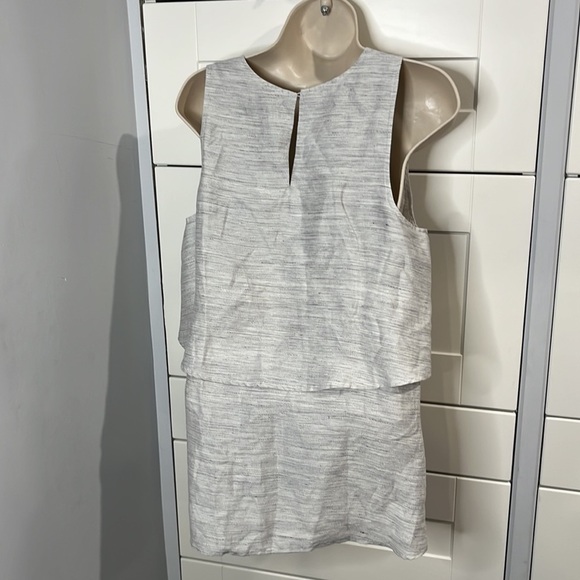 Lord and Taylor. Gray layered top. 424 Fifth. Medium. Button at back. - Picture 3 of 6